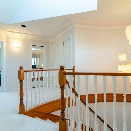 3 Private, Spacious, Bright Rooms In A Gorgeous House New Westminster Exterior foto