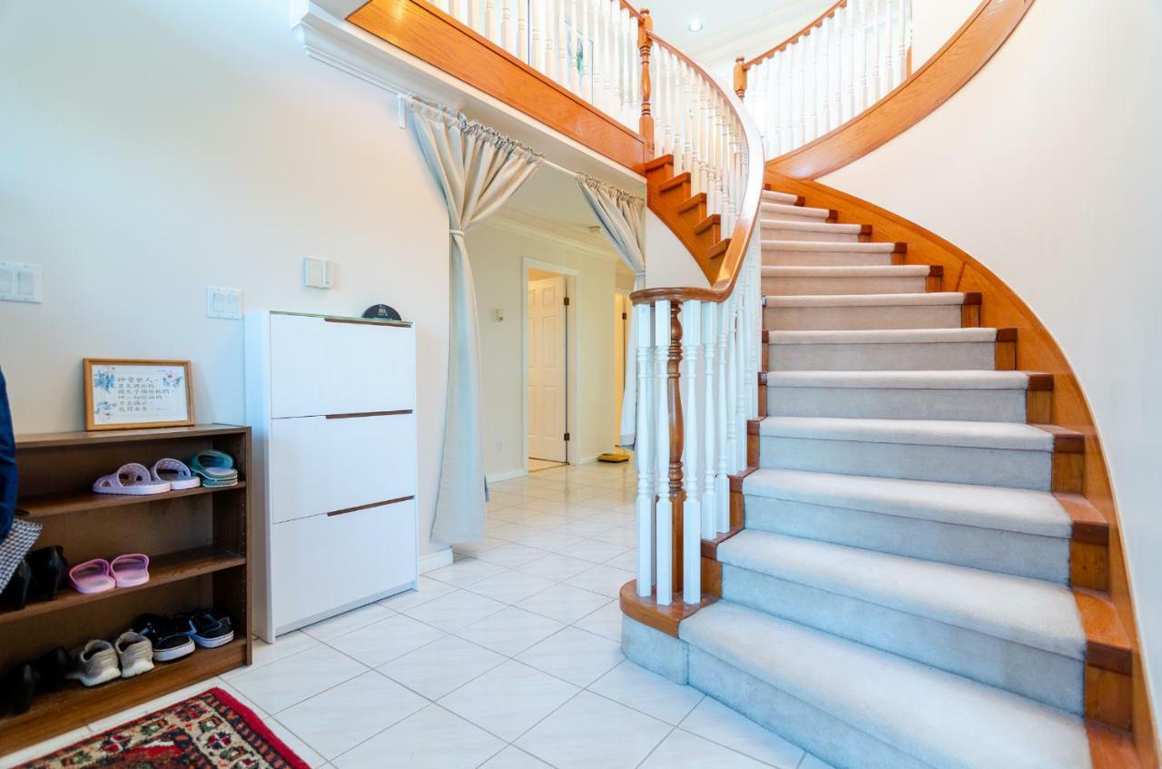 3 Private, Spacious, Bright Rooms In A Gorgeous House New Westminster Exterior foto